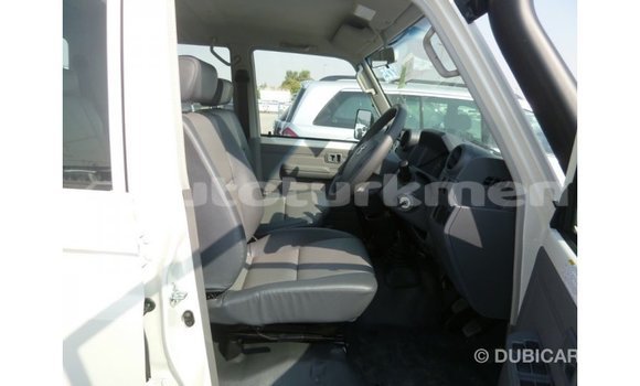 Buy Import Toyota Land Cruiser White Car in Import - Dubai in Ahal Buy Import Toyota Land Cruiser White Car in Import - Dubai in Ahal