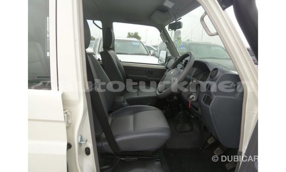 Buy Import Toyota Land Cruiser White Car in Import - Dubai in Ahal Buy Import Toyota Land Cruiser White Car in Import - Dubai in Ahal