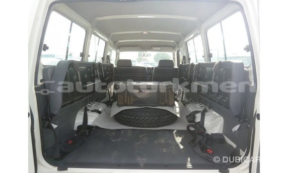 Buy Import Toyota Land Cruiser White Car in Import - Dubai in Ahal Buy Import Toyota Land Cruiser White Car in Import - Dubai in Ahal