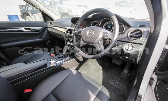 Buy Import Mercedes-Benz 200 White Car in Import - Dubai in Ahal Buy Import Mercedes-Benz 200 White Car in Import - Dubai in Ahal