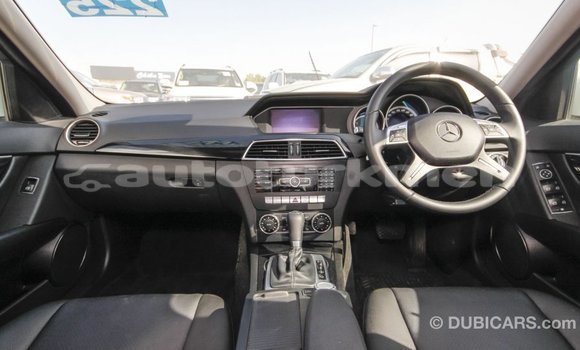 Buy Import Mercedes-Benz 200 White Car in Import - Dubai in Ahal Buy Import Mercedes-Benz 200 White Car in Import - Dubai in Ahal