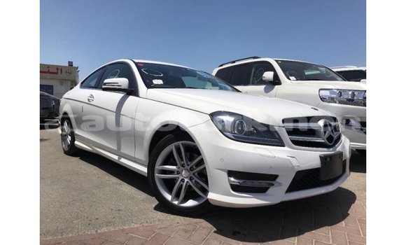 Buy Import Mercedes-Benz 190 White Car in Import - Dubai in Ahal Buy Import Mercedes-Benz 190 White Car in Import - Dubai in Ahal