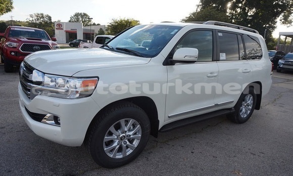 Buy Used Toyota Land Cruiser Prado White Car in Adyndaky in Balkan