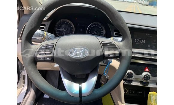 Buy Import Hyundai Elantra White Car in Import - Dubai in Ahal Buy Import Hyundai Elantra White Car in Import - Dubai in Ahal