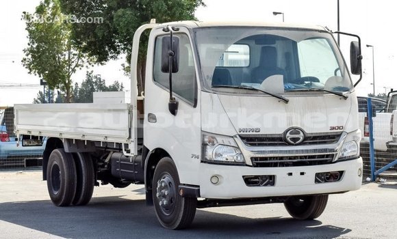 Buy Import Hino 300 Series White Truck in Import - Dubai in Ahal