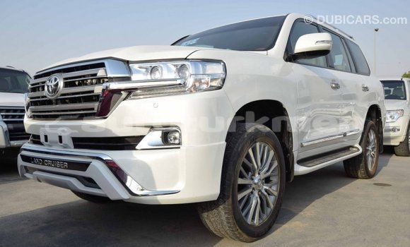 Buy Import Toyota Land Cruiser White Car in Import - Dubai in Ahal Buy Import Toyota Land Cruiser White Car in Import - Dubai in Ahal