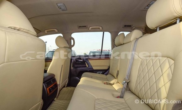 Buy Import Toyota Land Cruiser White Car in Import - Dubai in Ahal Buy Import Toyota Land Cruiser White Car in Import - Dubai in Ahal