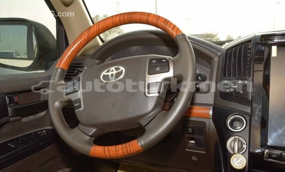 Buy Import Toyota Land Cruiser White Car in Import - Dubai in Ahal Buy Import Toyota Land Cruiser White Car in Import - Dubai in Ahal