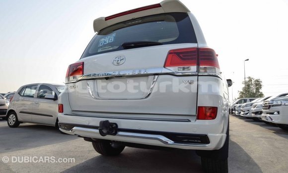 Buy Import Toyota Land Cruiser White Car in Import - Dubai in Ahal Buy Import Toyota Land Cruiser White Car in Import - Dubai in Ahal