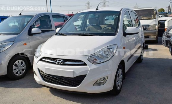 Buy Import Hyundai i10 White Car in Import - Dubai in Ahal Buy Import Hyundai i10 White Car in Import - Dubai in Ahal