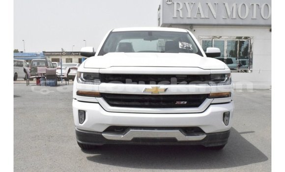 Buy Import Chevrolet Silverado White Car in Import - Dubai in Ahal