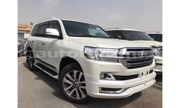 Buy Import Toyota Land Cruiser White Car in Import - Dubai in Ahal Buy Import Toyota Land Cruiser White Car in Import - Dubai in Ahal