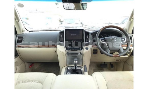 Buy Import Toyota Land Cruiser White Car in Import - Dubai in Ahal Buy Import Toyota Land Cruiser White Car in Import - Dubai in Ahal