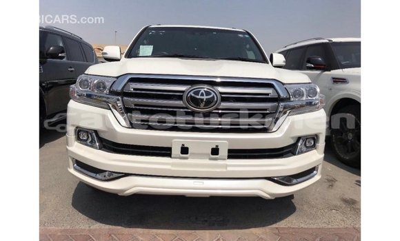 Buy Import Toyota Land Cruiser White Car in Import - Dubai in Ahal Buy Import Toyota Land Cruiser White Car in Import - Dubai in Ahal