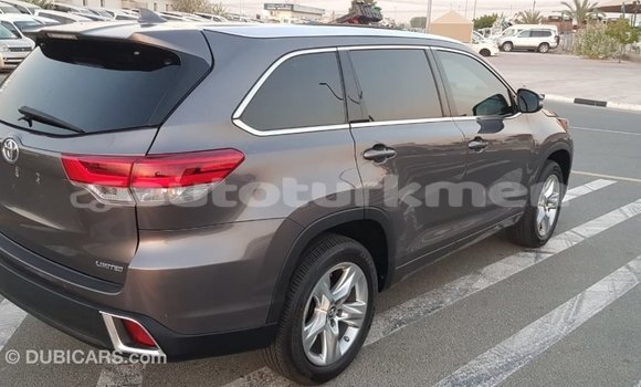 Buy Import Toyota Highlander Other Car in Import - Dubai in Ahal Buy Import Toyota Highlander Other Car in Import - Dubai in Ahal