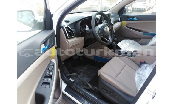 Buy Import Hyundai Tucson White Car in Import - Dubai in Ahal Buy Import Hyundai Tucson White Car in Import - Dubai in Ahal