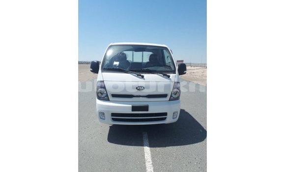 Buy Import Kia Carens White Car in Import - Dubai in Ahal Buy Import Kia Carens White Car in Import - Dubai in Ahal