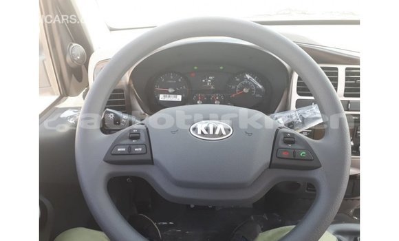 Buy Import Kia Carens White Car in Import - Dubai in Ahal Buy Import Kia Carens White Car in Import - Dubai in Ahal