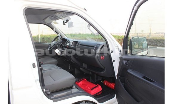 Buy Import Toyota Hiace White Car in Import - Dubai in Ahal Buy Import Toyota Hiace White Car in Import - Dubai in Ahal