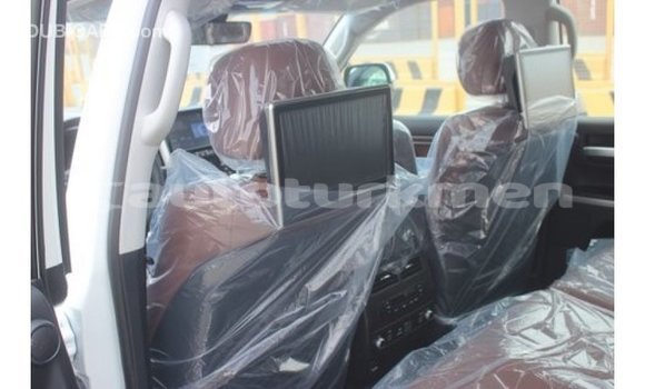 Buy Import Toyota Land Cruiser White Car in Import - Dubai in Ahal Buy Import Toyota Land Cruiser White Car in Import - Dubai in Ahal