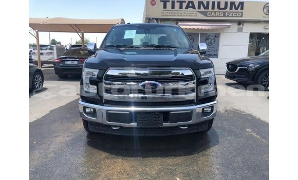 Buy Import Ford Club Wagon Black Car in Import - Dubai in Ahal